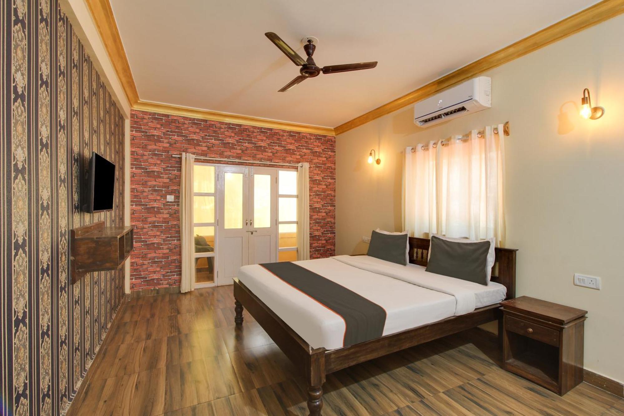 فندق Collection O Romeos Place Baga Beach كالانغيُت المظهر الخارجي الصورة