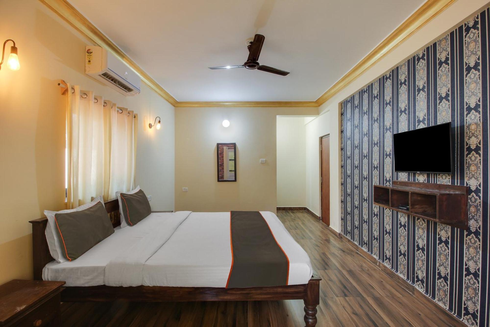 فندق Collection O Romeos Place Baga Beach كالانغيُت المظهر الخارجي الصورة